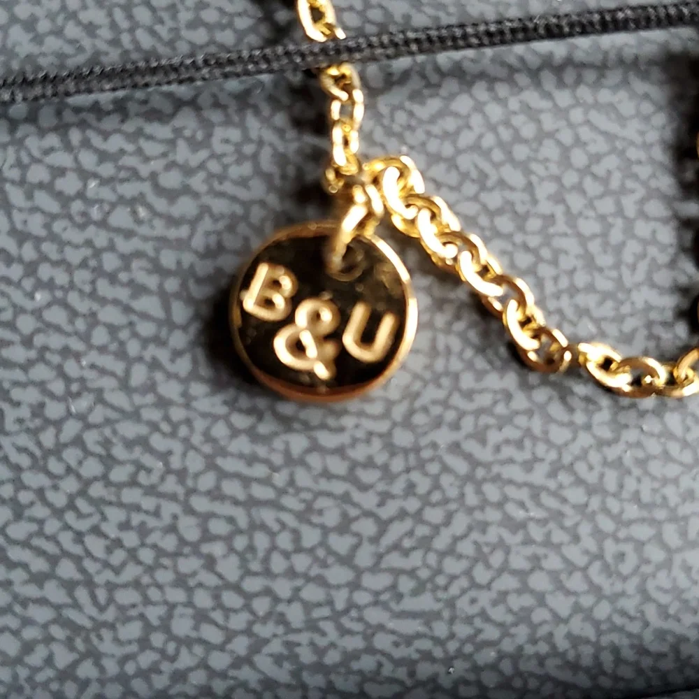 Gold Necklace Brass and Unity - Picture 2 of 3